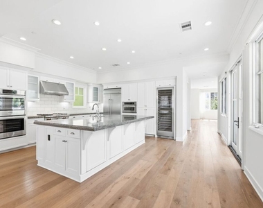 13079 Bluff Creek Drive - Photo Thumbnail 19