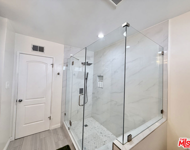 6605 S Sherbourne Drive - Photo Thumbnail 19