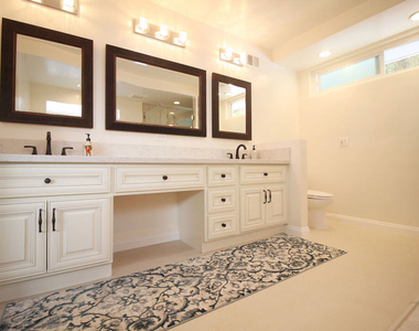 6605 S Sherbourne Drive - Photo Thumbnail 32