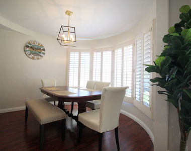 6605 S Sherbourne Drive - Photo Thumbnail 9