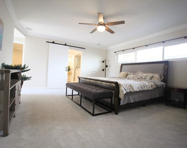 6605 S Sherbourne Drive - Photo Thumbnail 28