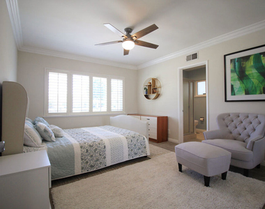 6605 S Sherbourne Drive - Photo Thumbnail 20