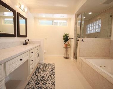 6605 S Sherbourne Drive - Photo Thumbnail 31