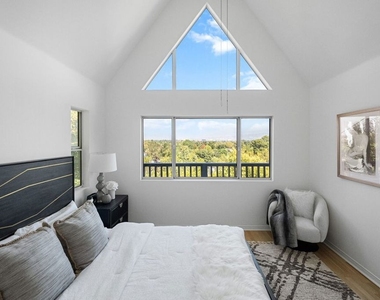11543 Sunshine Terrace - Photo Thumbnail 12