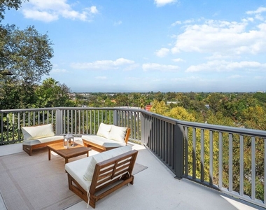 11543 Sunshine Terrace - Photo Thumbnail 24