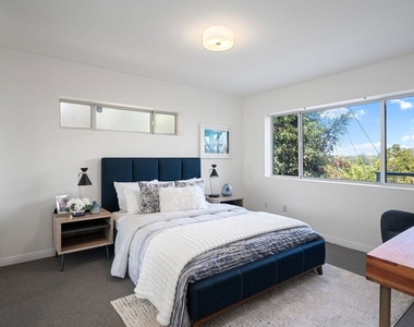 11543 Sunshine Terrace - Photo Thumbnail 18