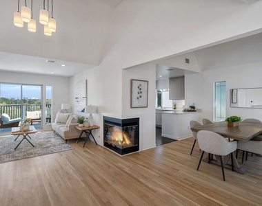 11543 Sunshine Terrace - Photo Thumbnail 4