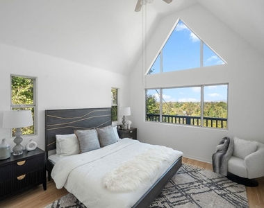 11543 Sunshine Terrace - Photo Thumbnail 11