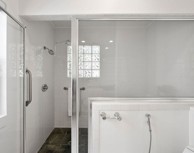 11543 Sunshine Terrace - Photo Thumbnail 20