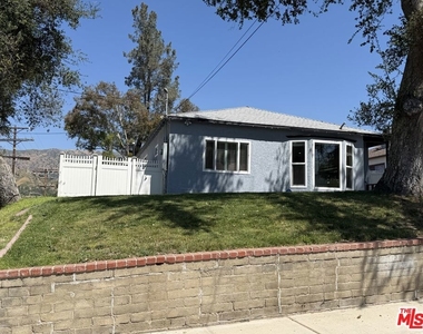 8561 Kyle Street - Photo Thumbnail 4