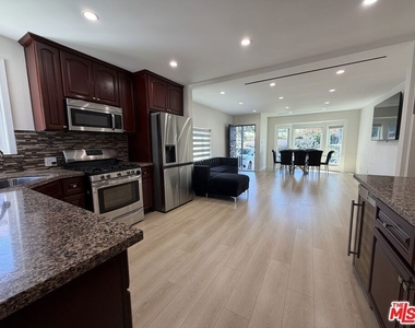8561 Kyle Street - Photo Thumbnail 1