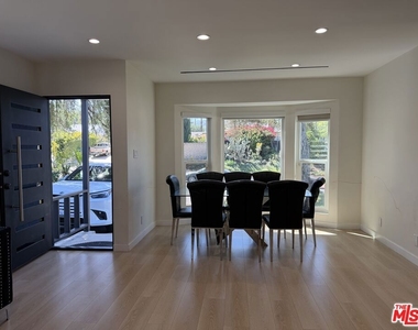 8561 Kyle Street - Photo Thumbnail 9