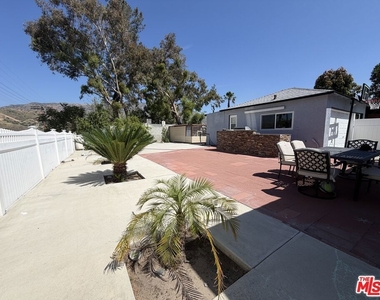 8561 Kyle Street - Photo Thumbnail 32