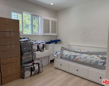 8561 Kyle Street - Photo Thumbnail 19