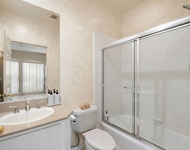 12011 Goshen Avenue - Photo Thumbnail 12