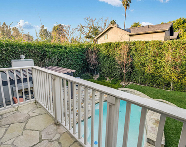 10161 Valley Spring Lane - Photo Thumbnail 28