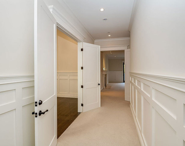 10161 Valley Spring Lane - Photo Thumbnail 25