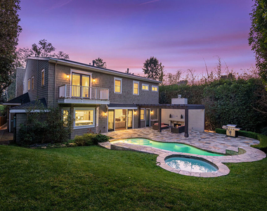 10161 Valley Spring Lane - Photo Thumbnail 4