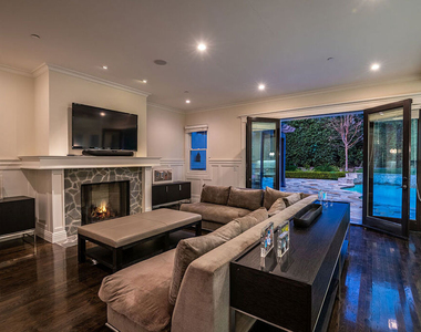 10161 Valley Spring Lane - Photo Thumbnail 10