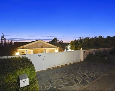 7335 Birdview Avenue - Photo Thumbnail 72