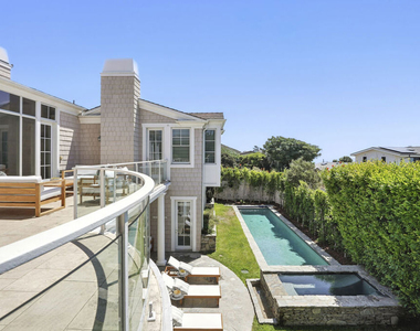 7335 Birdview Avenue - Photo Thumbnail 27