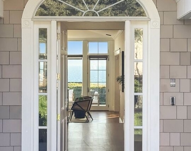 7335 Birdview Avenue - Photo Thumbnail 14