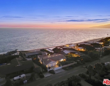 7335 Birdview Avenue - Photo Thumbnail 2