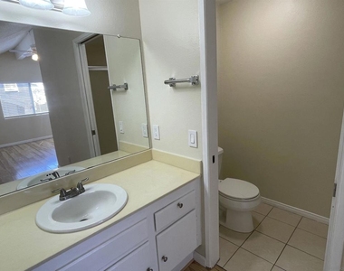 7055 Appian Dr - Photo Thumbnail 21