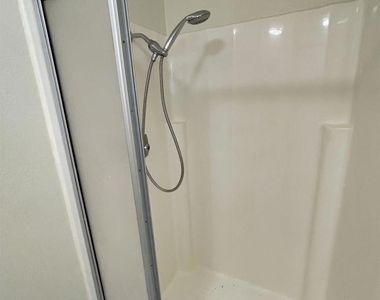 7055 Appian Dr - Photo Thumbnail 23