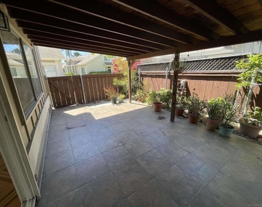 7055 Appian Dr - Photo Thumbnail 24