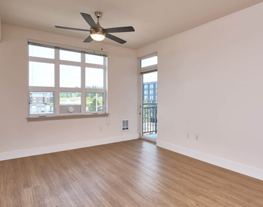 16015 Cleveland Street - Photo Thumbnail 83