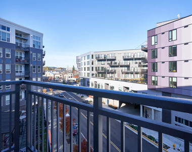 16015 Cleveland Street - Photo Thumbnail 63