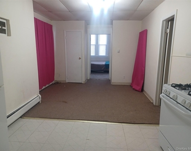 50 Lenox Avenue - Photo Thumbnail 1