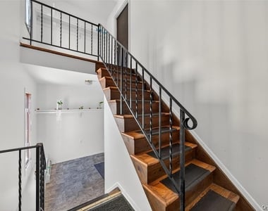 55 High Street - Photo Thumbnail 2