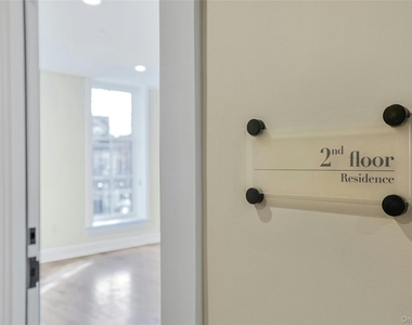 19 Main Street - Photo Thumbnail 2