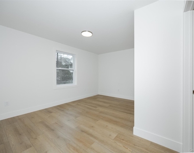 1 Dean Place - Photo Thumbnail 10