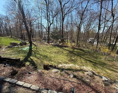 26 Forest Lane - Photo Thumbnail 13