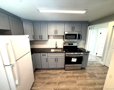 26 Forest Lane - Photo Thumbnail 3