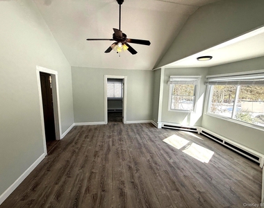 26 Forest Lane - Photo Thumbnail 1