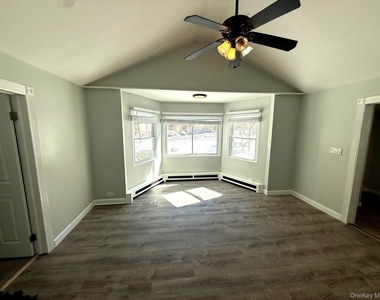 26 Forest Lane - Photo Thumbnail 2