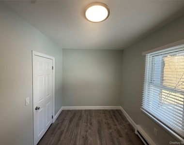 26 Forest Lane - Photo Thumbnail 11