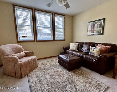 1 Inlander Road - Photo Thumbnail 36