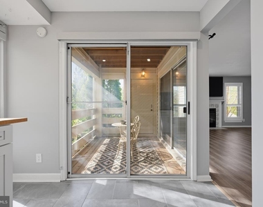 6608 Jupiter Hills Circle - Photo Thumbnail 16