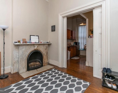 1807 Spruce Street - Photo Thumbnail 4