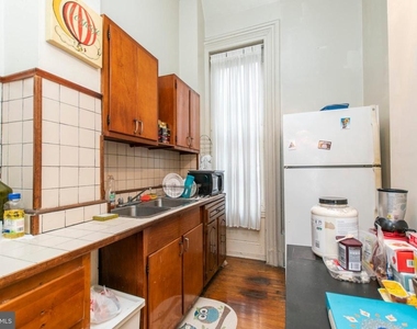 1807 Spruce Street - Photo Thumbnail 6