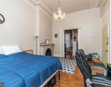 1807 Spruce Street - Photo Thumbnail 2