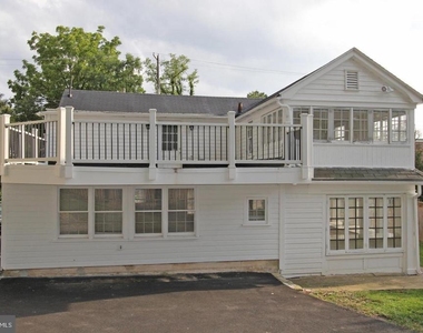 233 E Montgomery Avenue - Photo Thumbnail 9