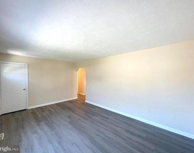 45743 Dee Court - Photo Thumbnail 3