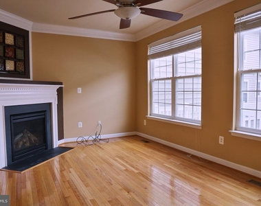 4324 Talmadge Circle - Photo Thumbnail 8