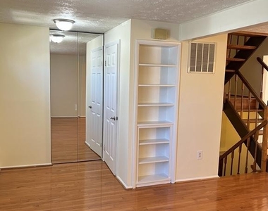 388 Possum Court - Photo Thumbnail 3